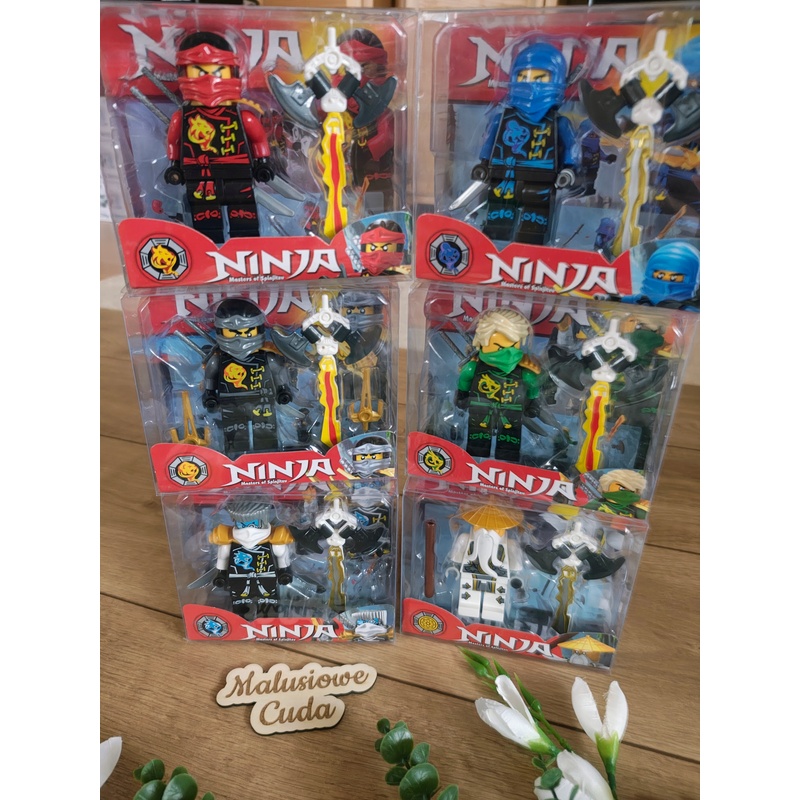 Figurki duże Ninja (około 8 cm)