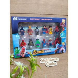 Figurki małe Avengers 12 szt.